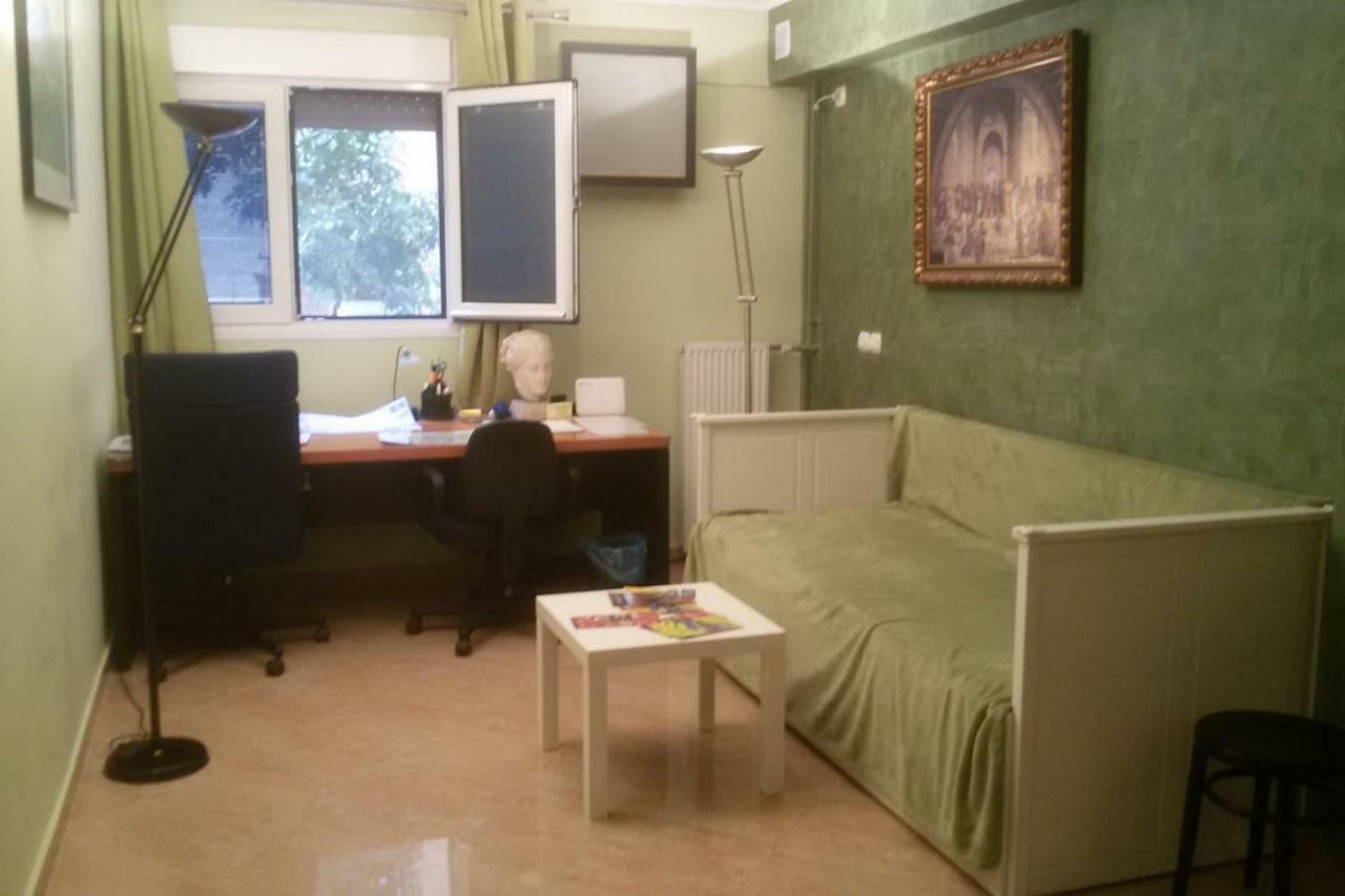 Quiet Apartment In Plaka Афіни Екстер'єр фото